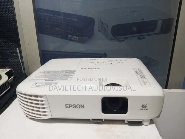 _Epson Eb- E01 Projector - thumbnail 2