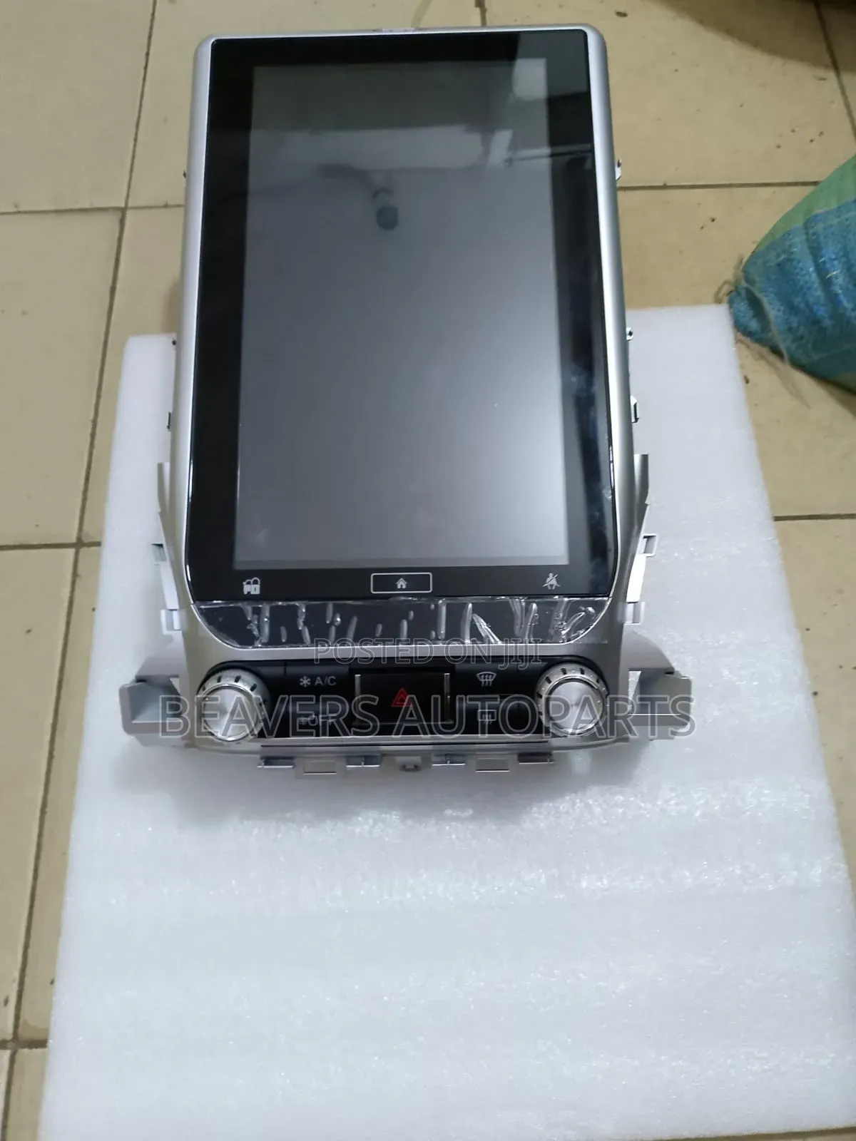 Tesla Screen Radio for Landcruiser LC 200