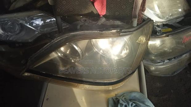 Toyota Harrier 2000 Headlights - thumbnail 2
