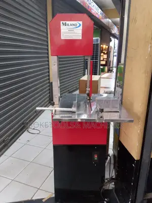 Milano Electric Bandsaw Saw