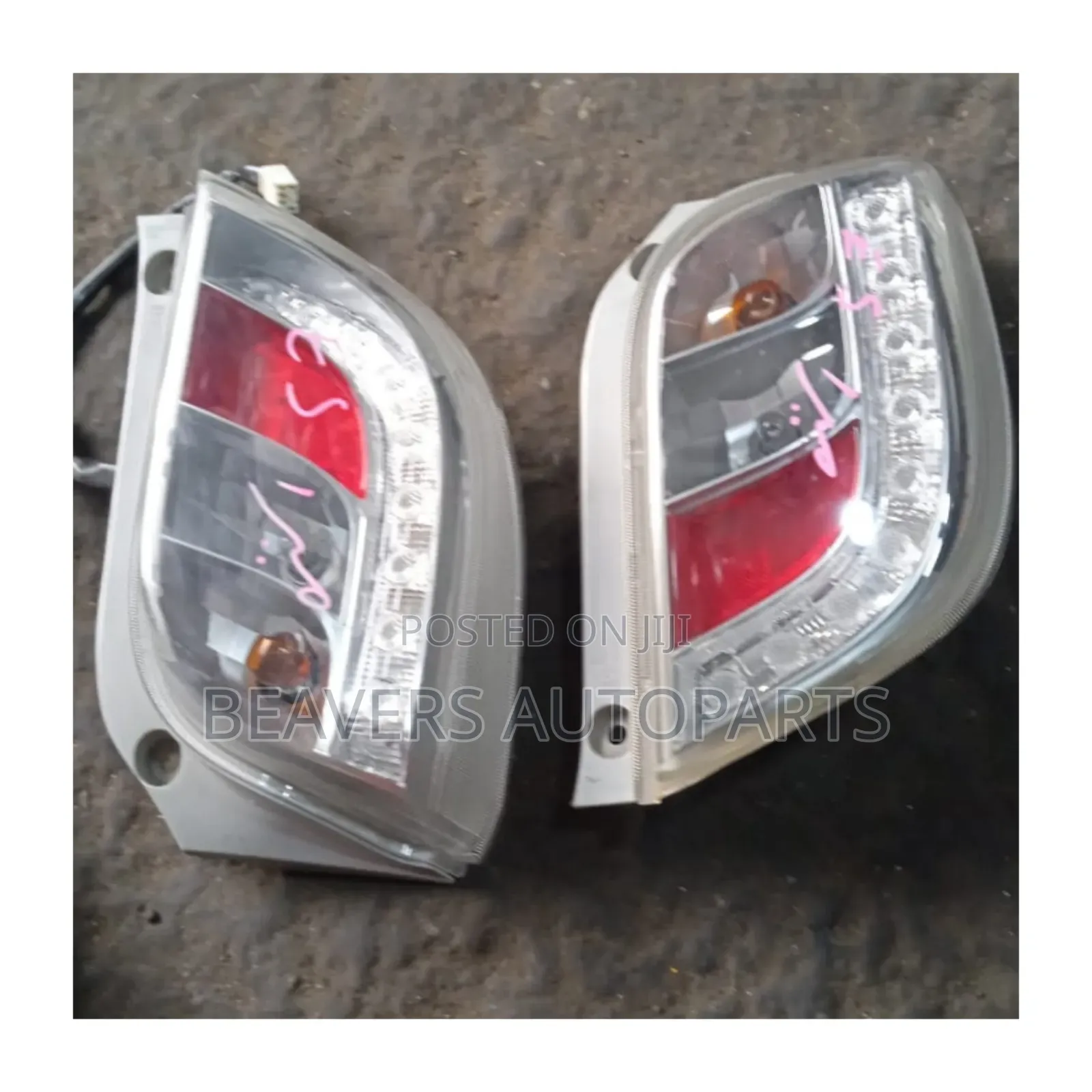 Daihatsu Mira 2012-2015 Taillight