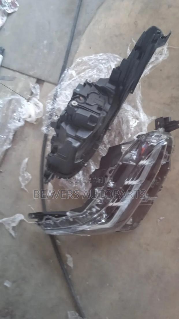 Toyota Fortuner 2018-2022 Headlights