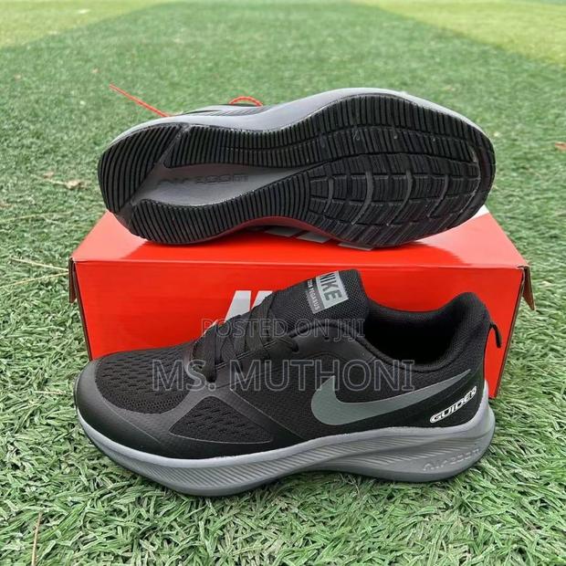 Nike Zoom Size 40___44 - thumbnail 3