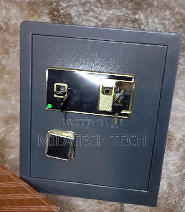 Home/Hotel Safe Boxes Fingerprint Lock Small Safes