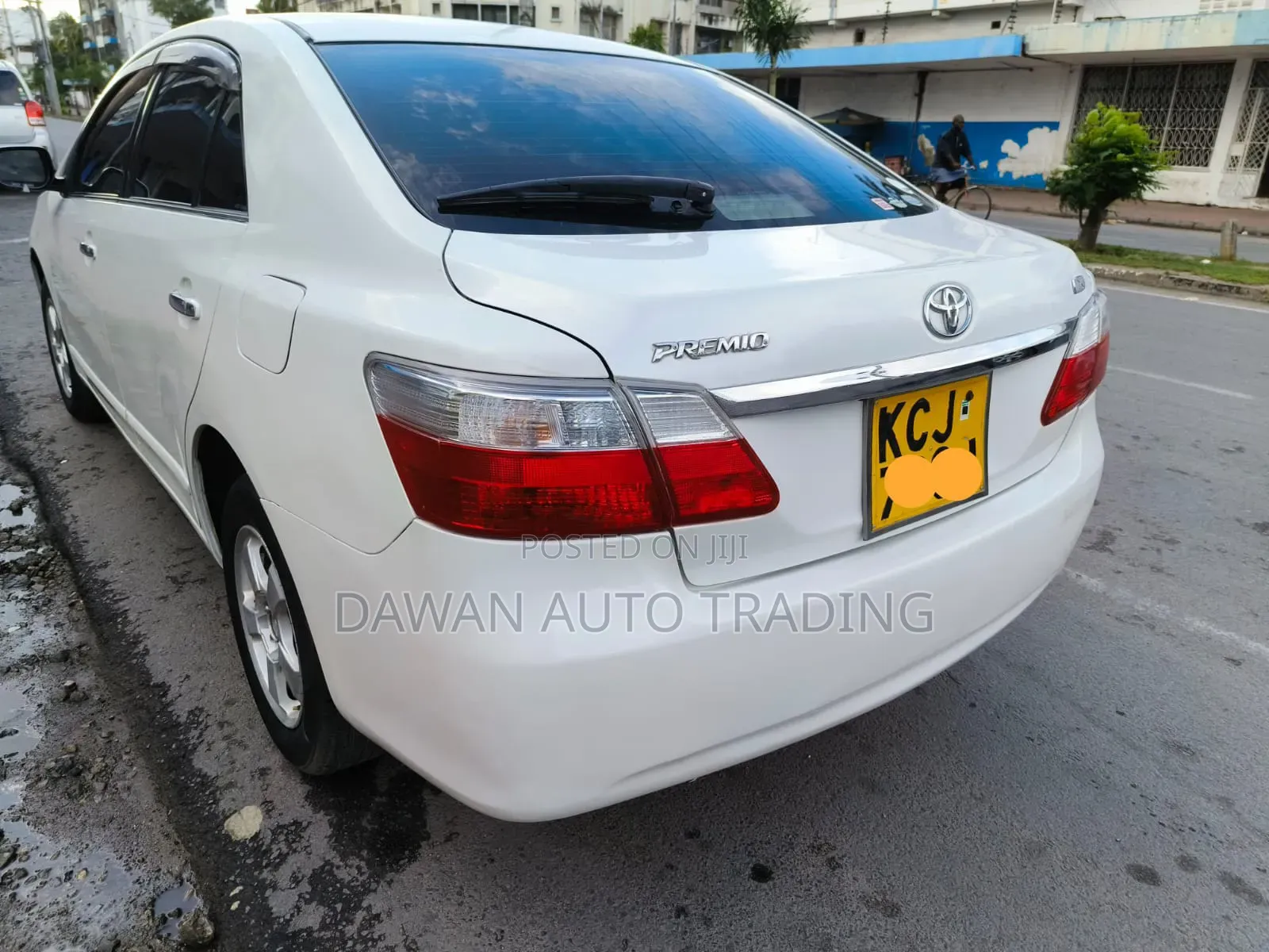 Toyota Premio 2010 White