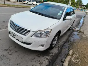 Toyota Premio 2010 White
