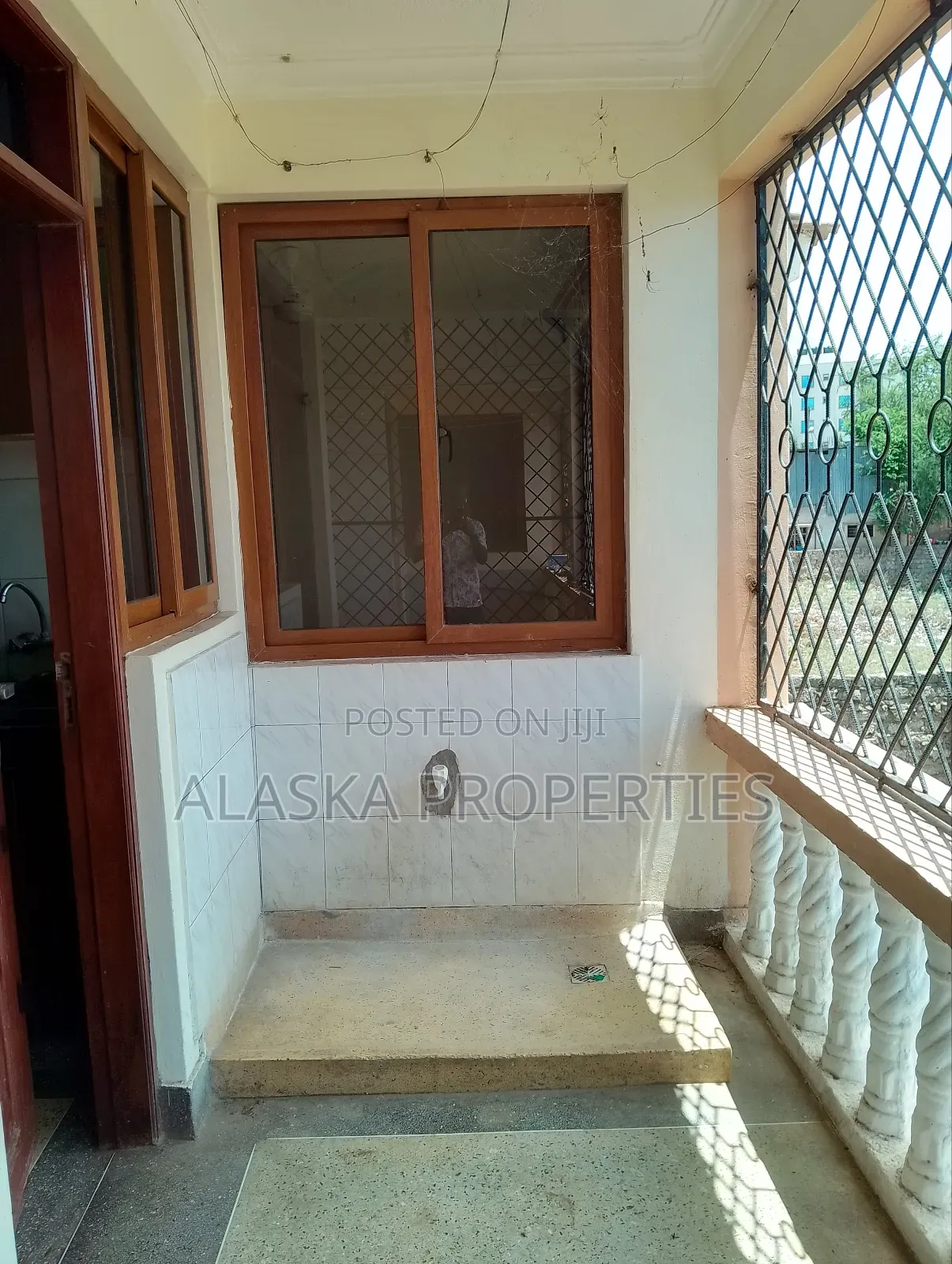 3bdrm Apartment in Beach Road Estate, Nyali for rent
