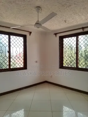 3bdrm Apartment in Beach Road Estate, Nyali for rent