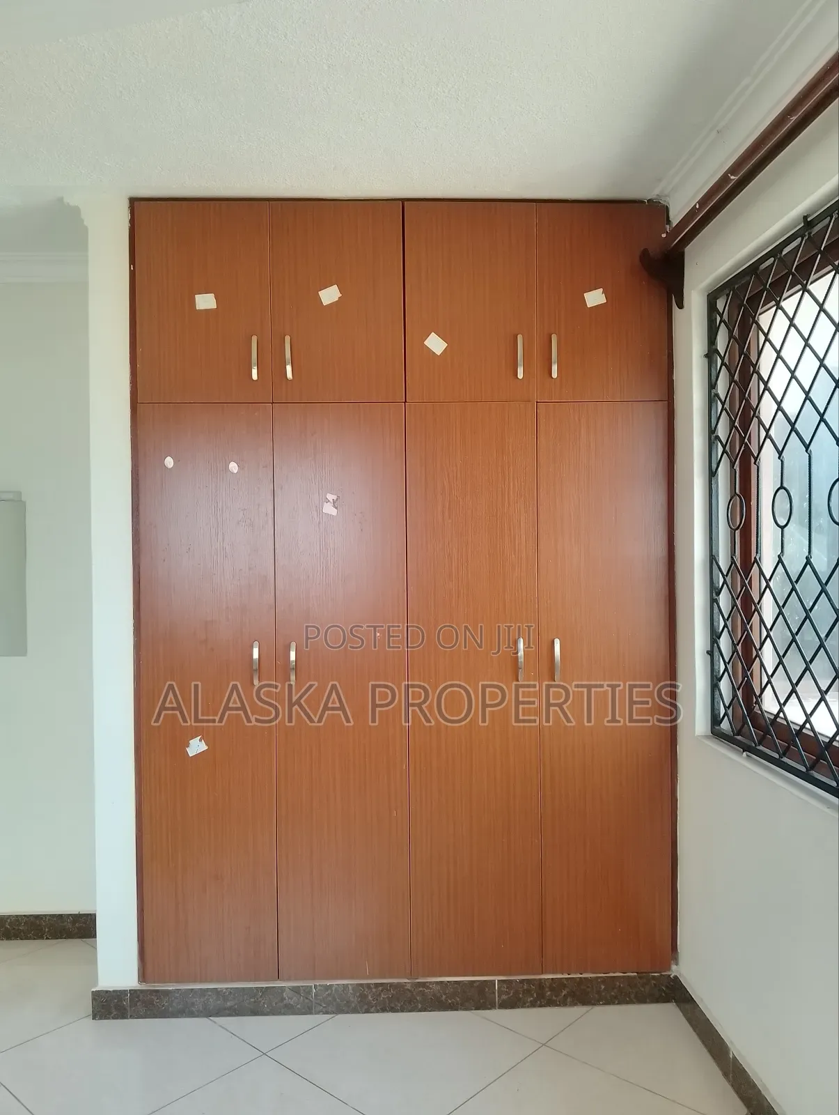 3bdrm Apartment in Beach Road Estate, Nyali for rent