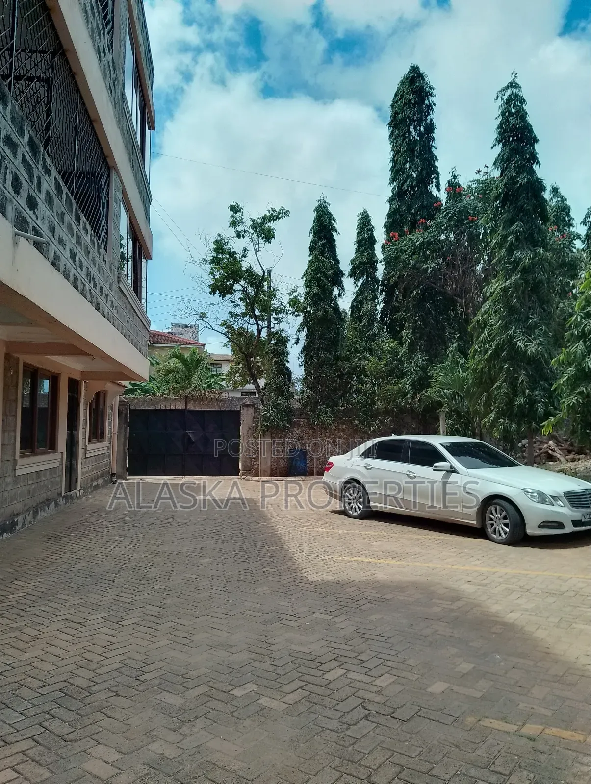 3bdrm Apartment in Beach Road Estate, Nyali for rent