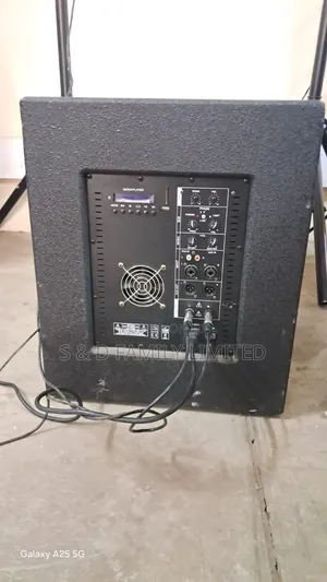 8 Six Inch Passive Speakers Plus Single 15 Inch Powered Bass