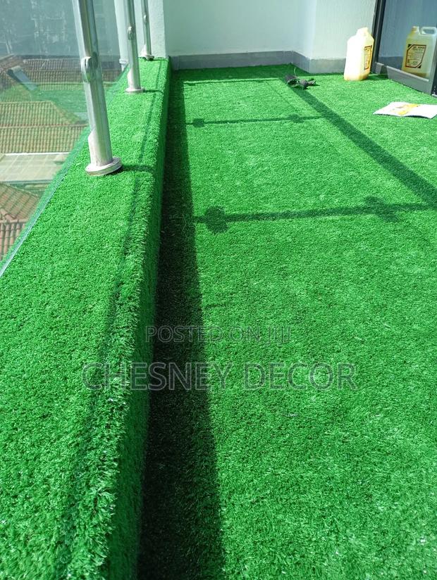 Artificial Grass Carpets for Outdoor Spaces and Balconies