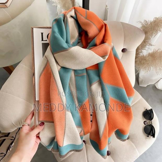 Designer Cashmere Scarf - thumbnail 2