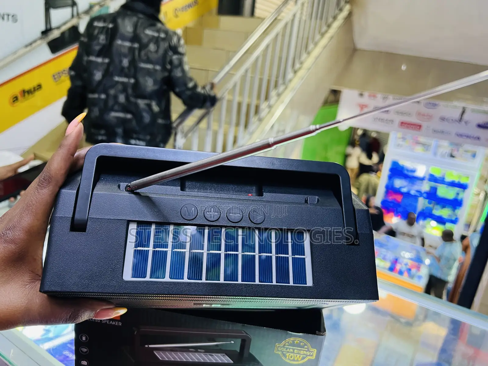 Good Bass Portable Bluetooth Speaker.