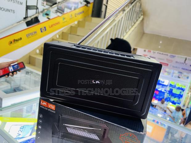 Good Bass Portable Bluetooth Speaker. - thumbnail 7