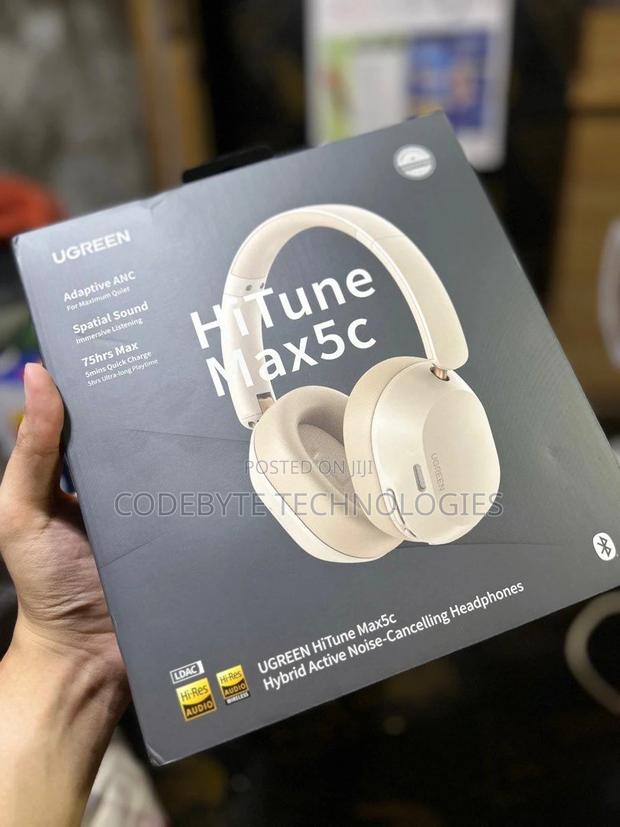 Ugreen Hitune Max5c Hybrid Active Noise-Cancelling Headphones - main view