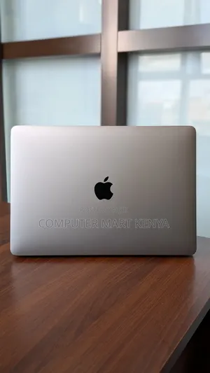 Laptop Apple MacBook Pro 8GB Apple M1 SSD 256GB