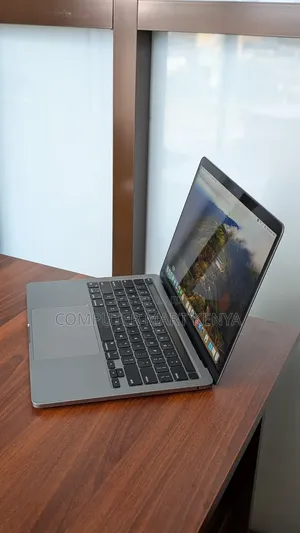 Laptop Apple MacBook Pro 8GB Apple M1 SSD 256GB
