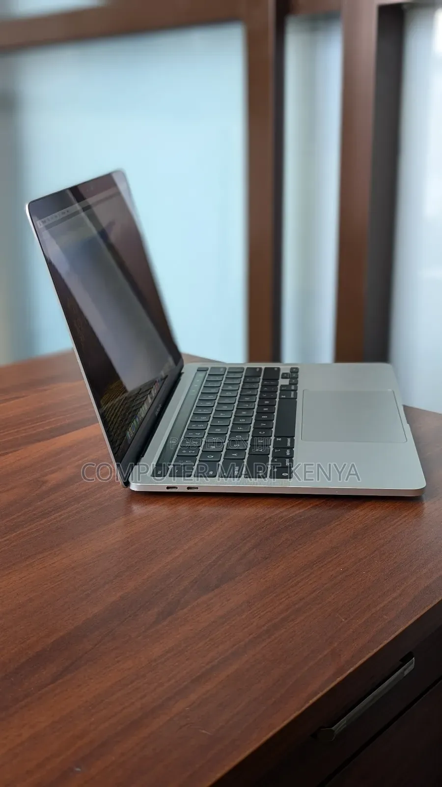 Laptop Apple MacBook Pro 8GB Apple M1 SSD 256GB