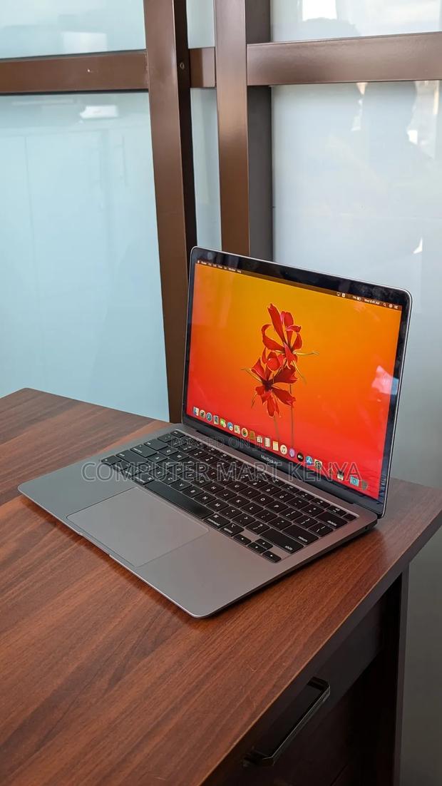Laptop Apple MacBook Air 8GB Intel Core I5 SSD 512GB - thumbnail 4