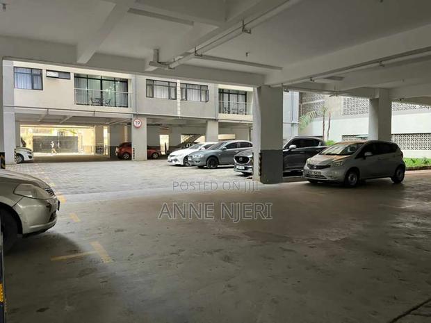 1 Bedroom Available in Racecourse at 4500/=Per Day - thumbnail 6