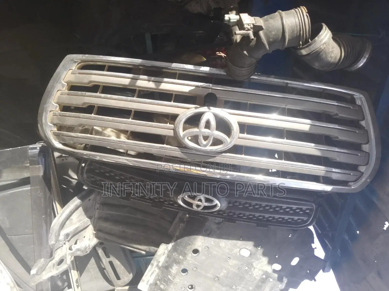 Ex Japan Land Cruiser 100 Series Grill