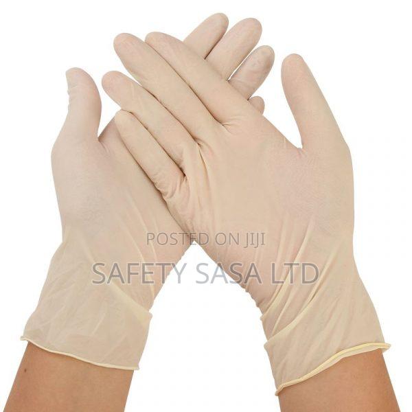 Disposable Latex Gloves (Medical Grade, Non-sterile)