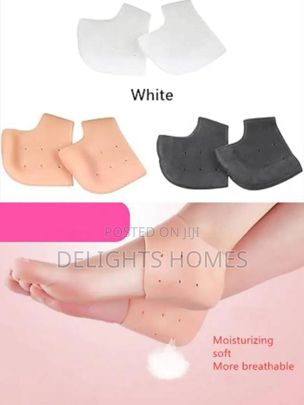 Silicone Moisture Gel Socks - main view