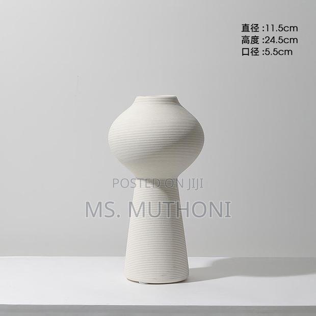 Simple Ceramic 3 in 1 Modern Home Decor Vase Set - - thumbnail 5