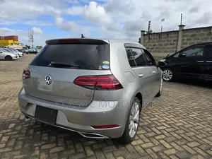 Volkswagen Golf TSI SE FWD 2018 Silver