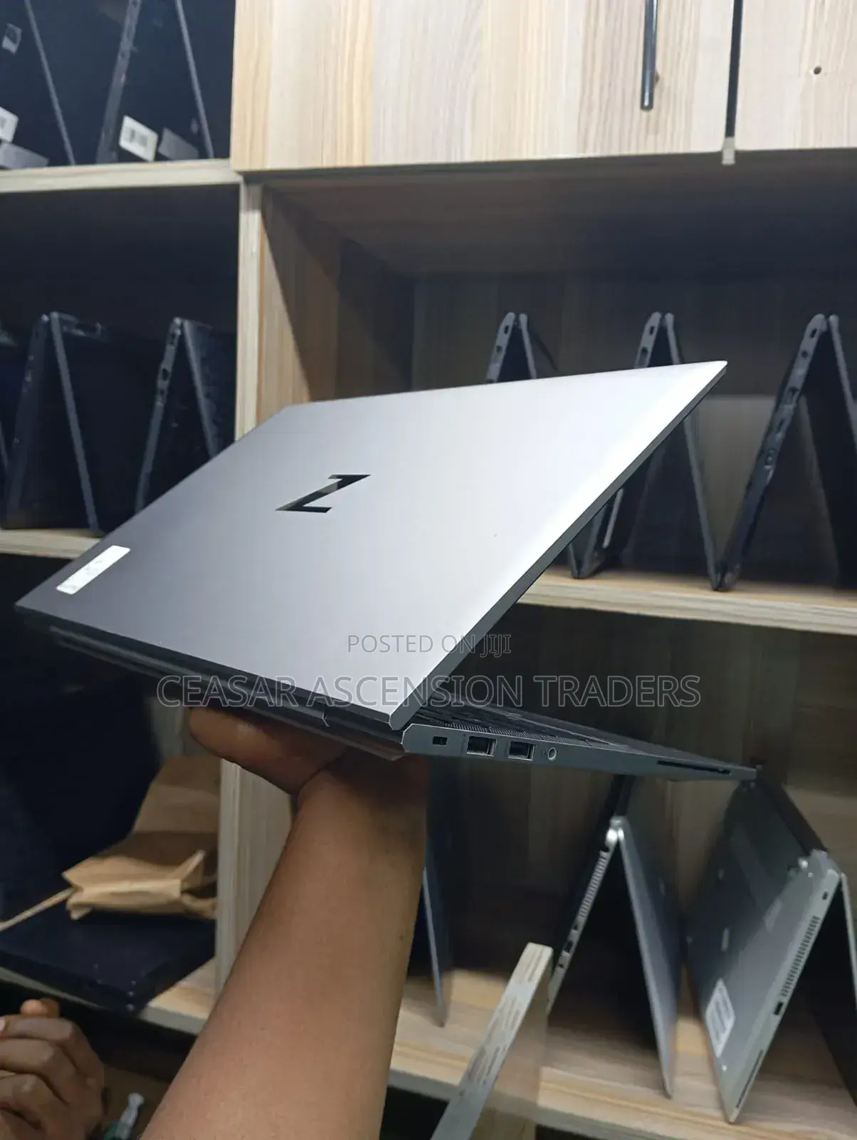 Laptop HP ZBook Firefly G8 16GB Intel Core I7 SSD 512GB