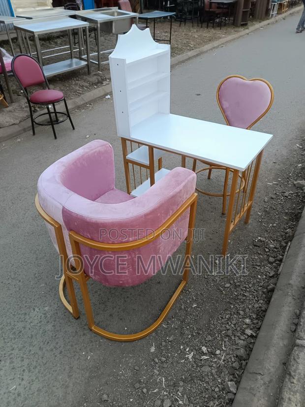 Manicure Set, White and Pink With Gold Frame - main view