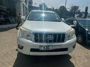 Toyota Land Cruiser 4.0 V6 DSL 2014 White