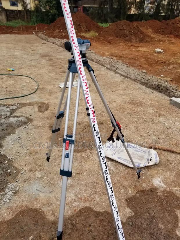 Dumpy Level Bosch Brand - main view