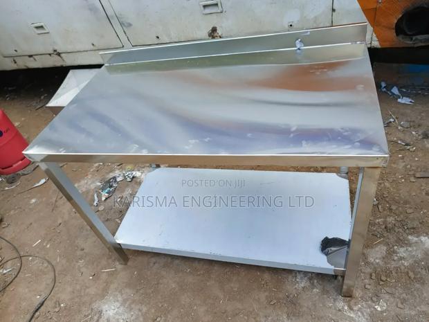 Efficient Working Table Top