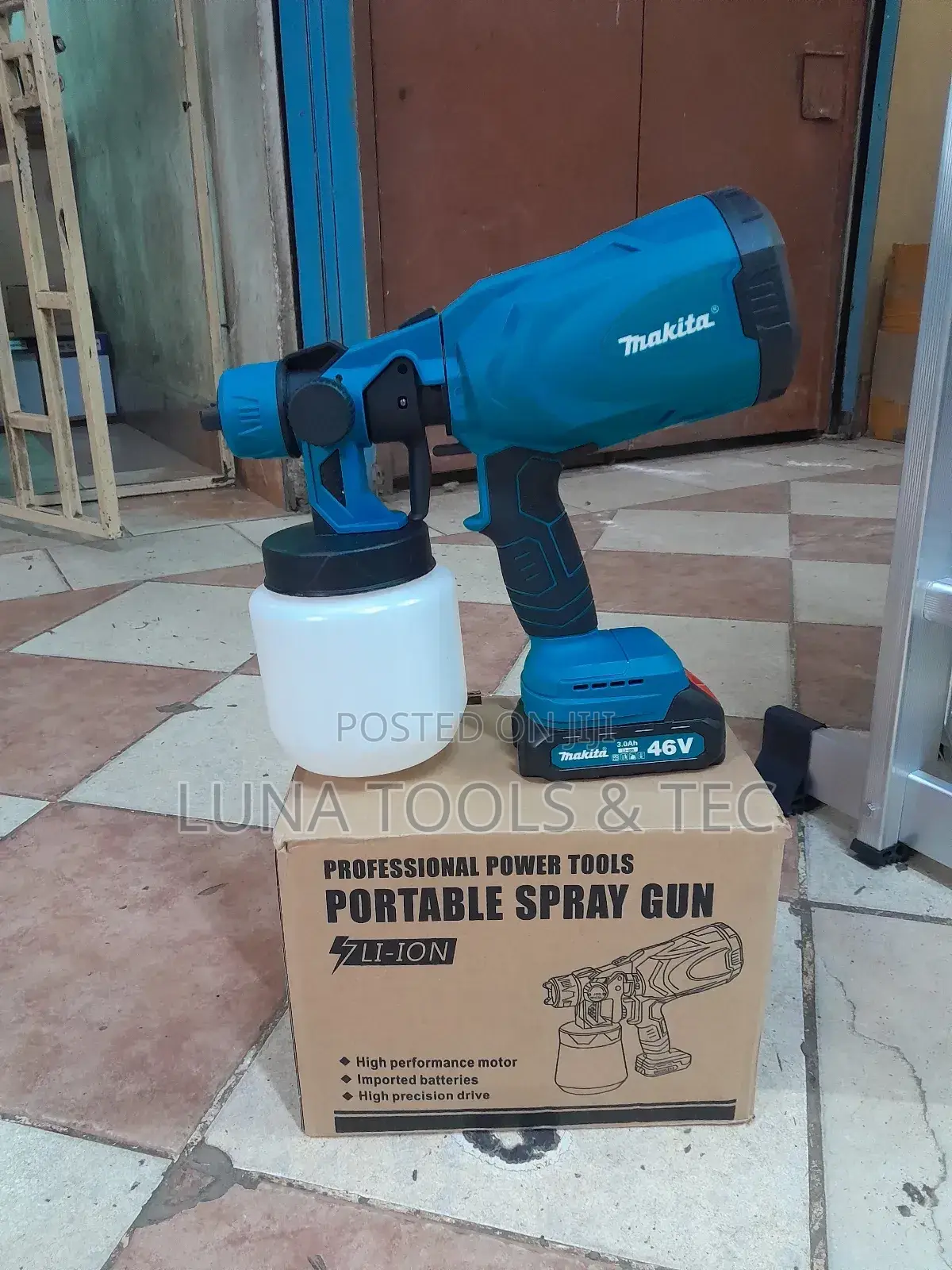 Portable 46v Cordless Spray Gun, Makita.