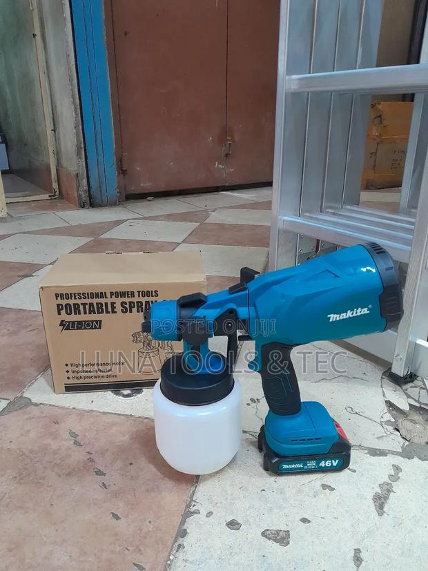 Makita Cordless Spray Gun,46v Plus 2 Batteries and Charger.