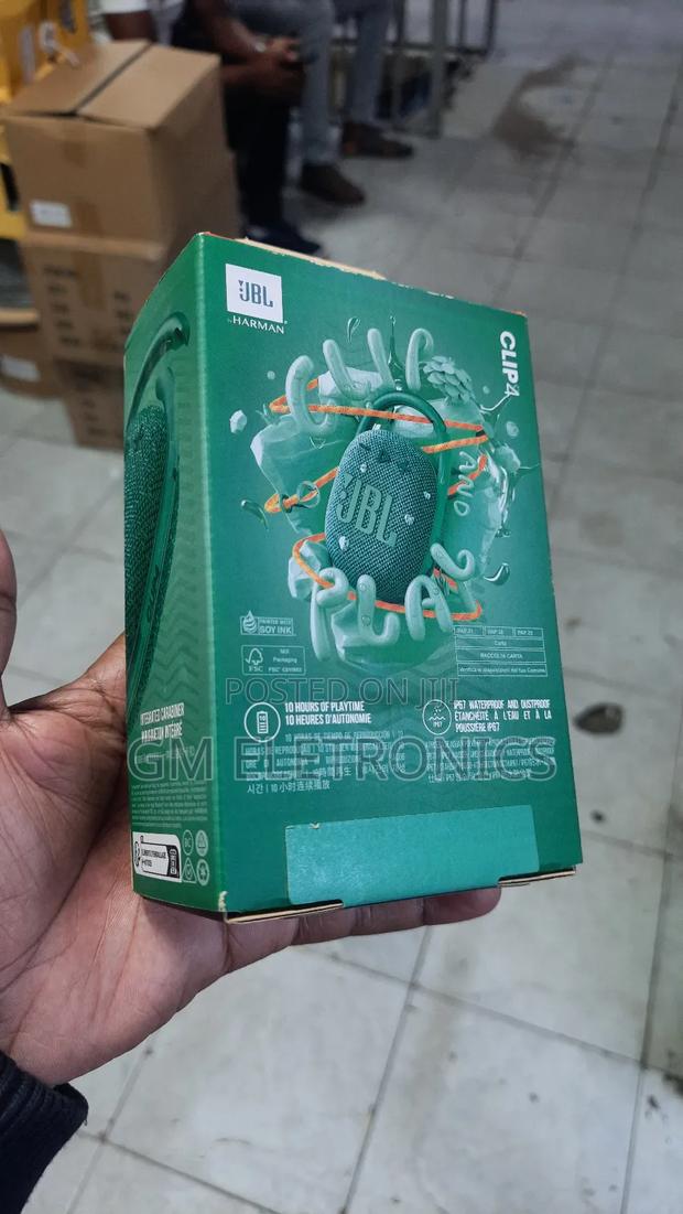 Original JBL Clip 4 Portable Bluetooth Speaker. - thumbnail 3