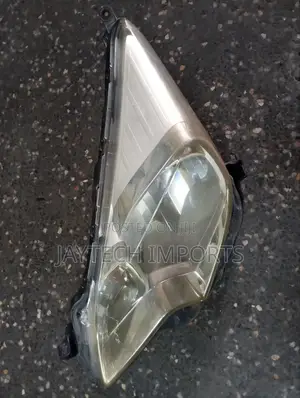 Ractis 2012 Headlight RHS