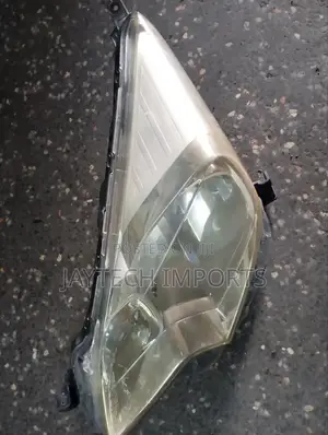 Ractis 2012 Headlight RHS