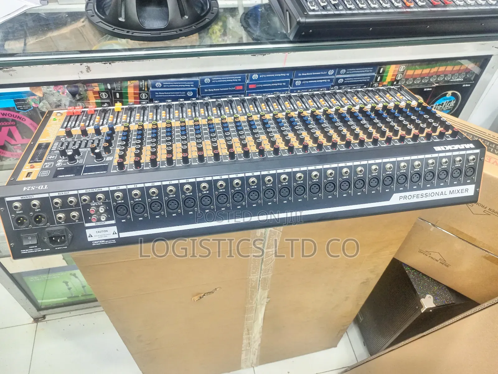 TD-S24 24channels Plain Mixer With 7-Band Stereo Graphics EQ