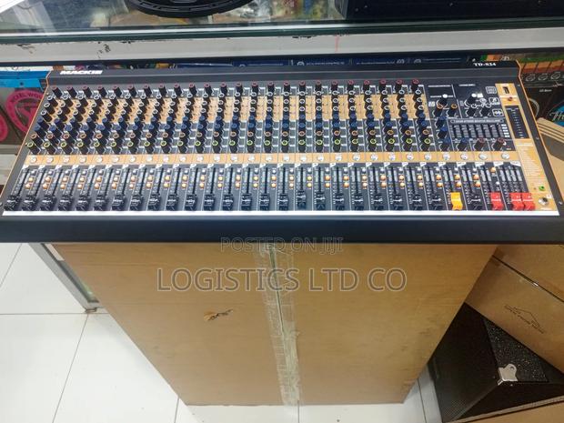 TD-S24 24channels Plain Mixer With 7-Band Stereo Graphics EQ