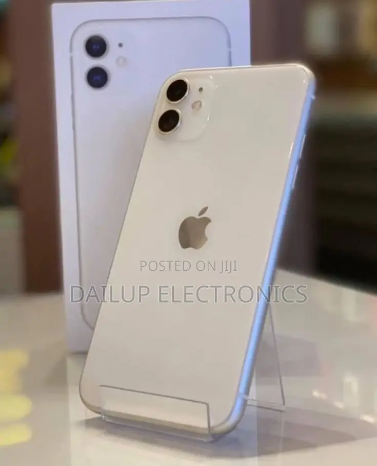 New Apple iPhone 12 128 GB White