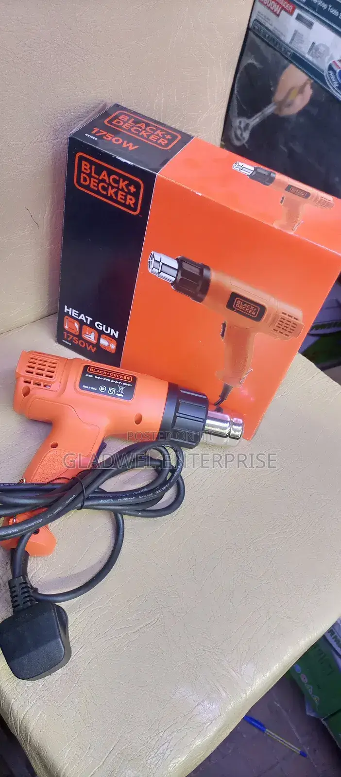 Heat Gun. Hot Air