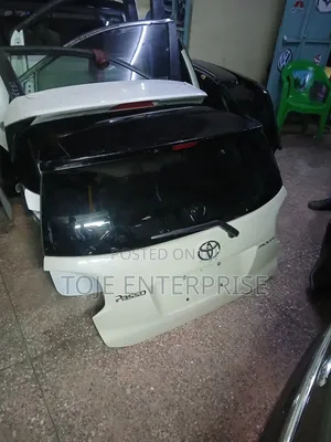 Passo 2016 Tailgate Available at Very Clean