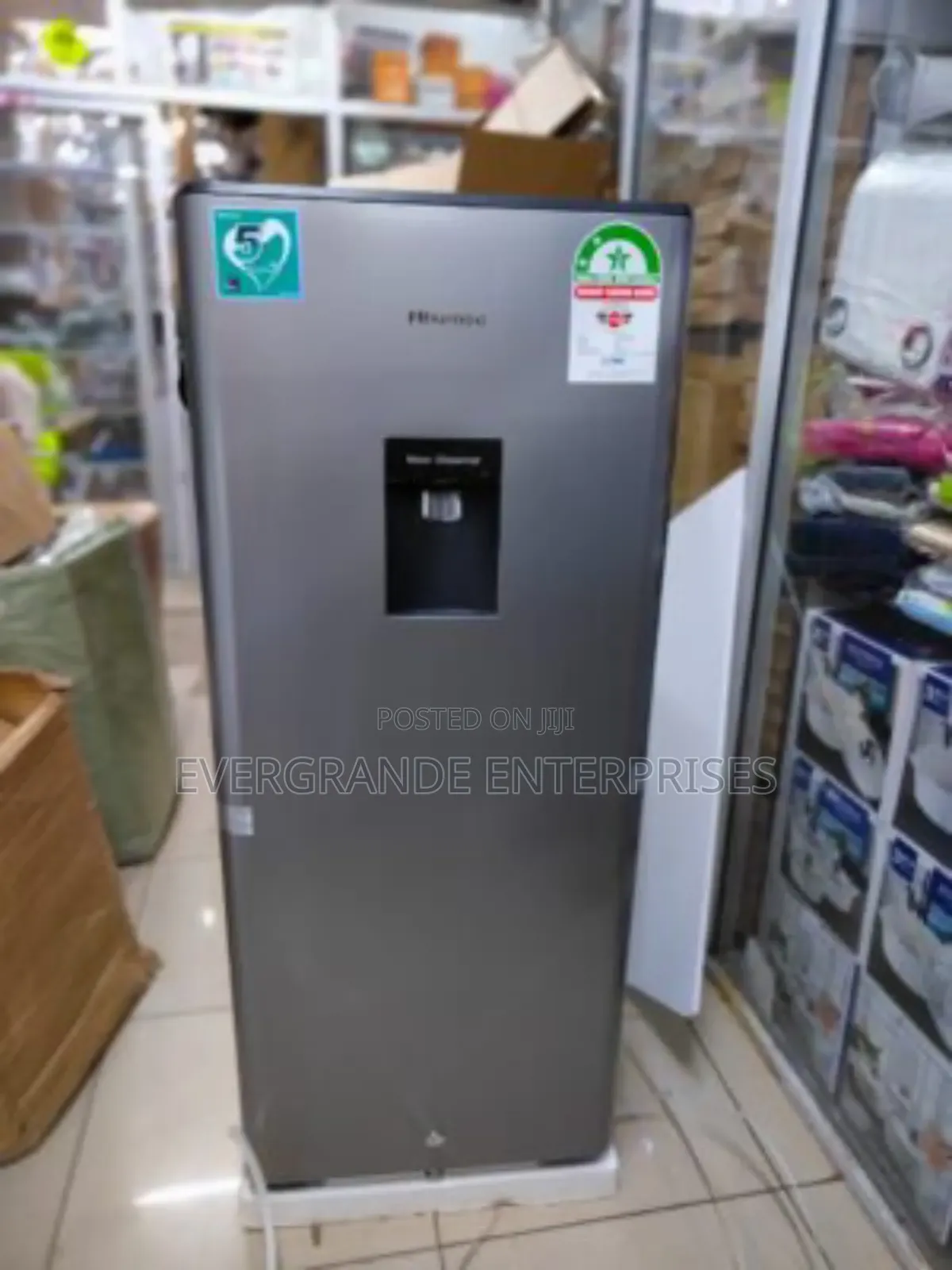 Hisense Fridge 176