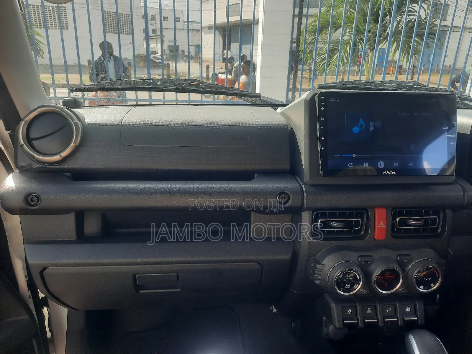 Suzuki Jimny 2019 White