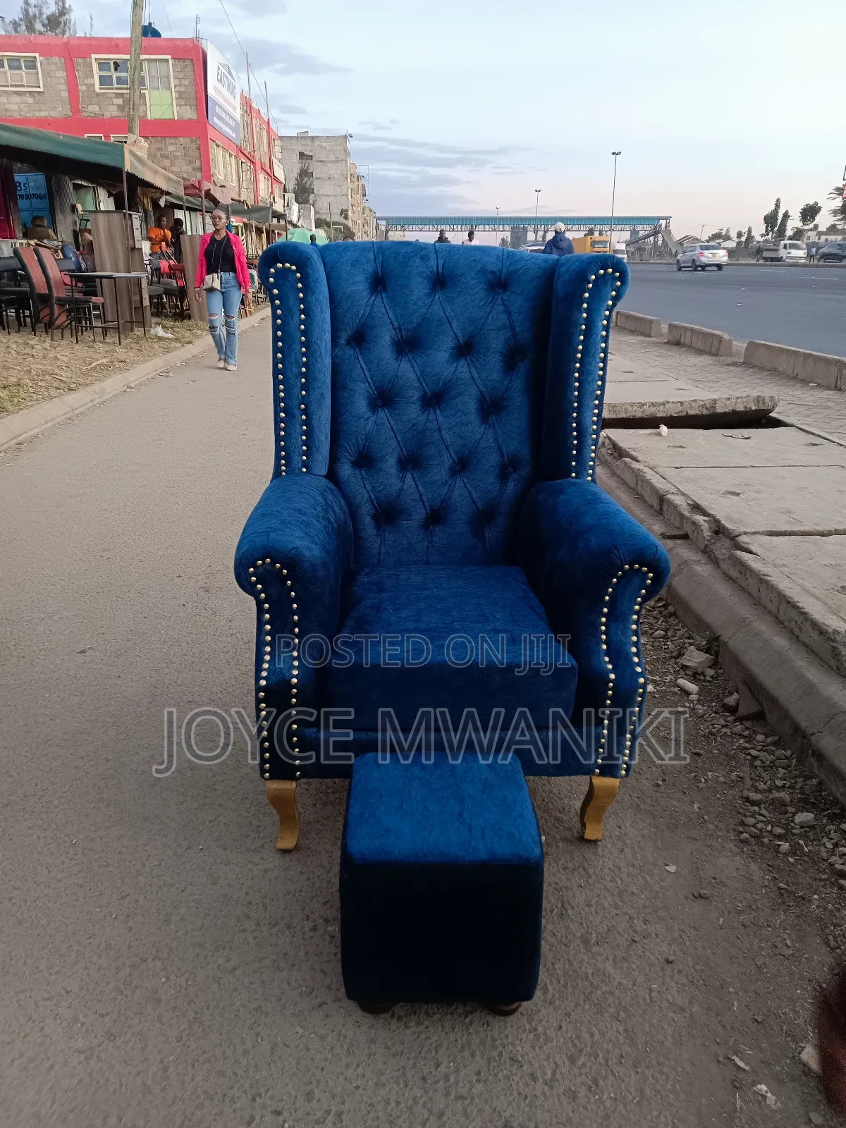 Pedicure Seat With a Pouf or King Chair 