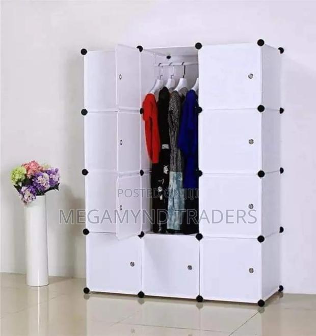 Portable Plastic Wardrobes - thumbnail 7