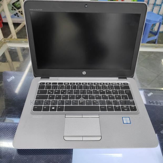 Laptop HP EliteBook 820 G3 8GB Intel Core I5 SSD 256GB - main view